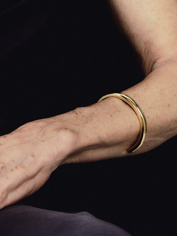 PULSEIRA MIKA OURO